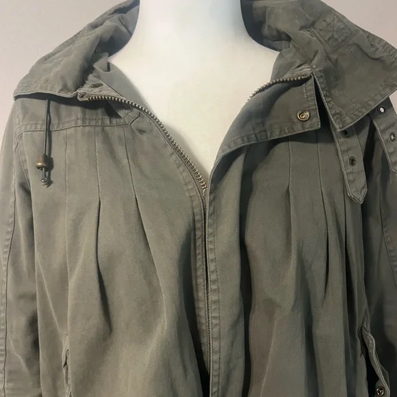 NSF Women's Army Green Utility Jacket - Picture 5 of 14